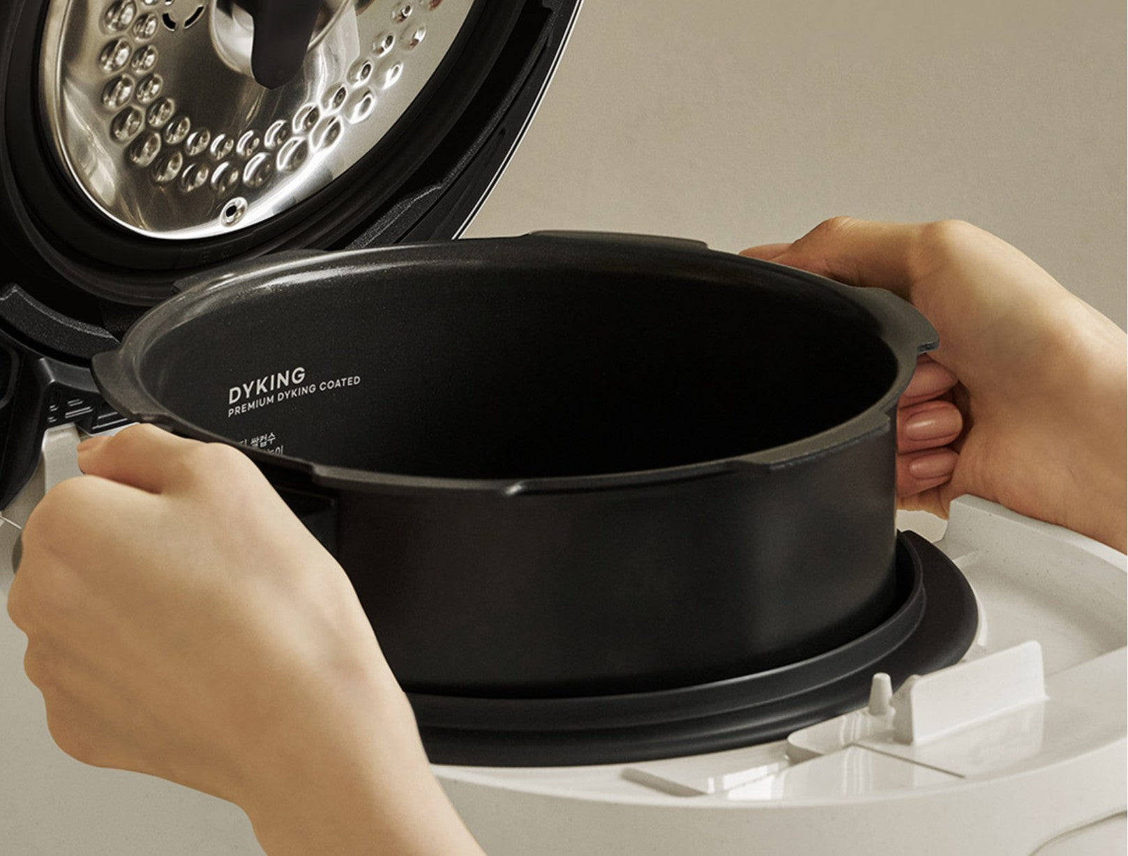 6-Cup (6 Person) IH Dual Pressure Rice Cooker (CRH-TWK0640WUS)